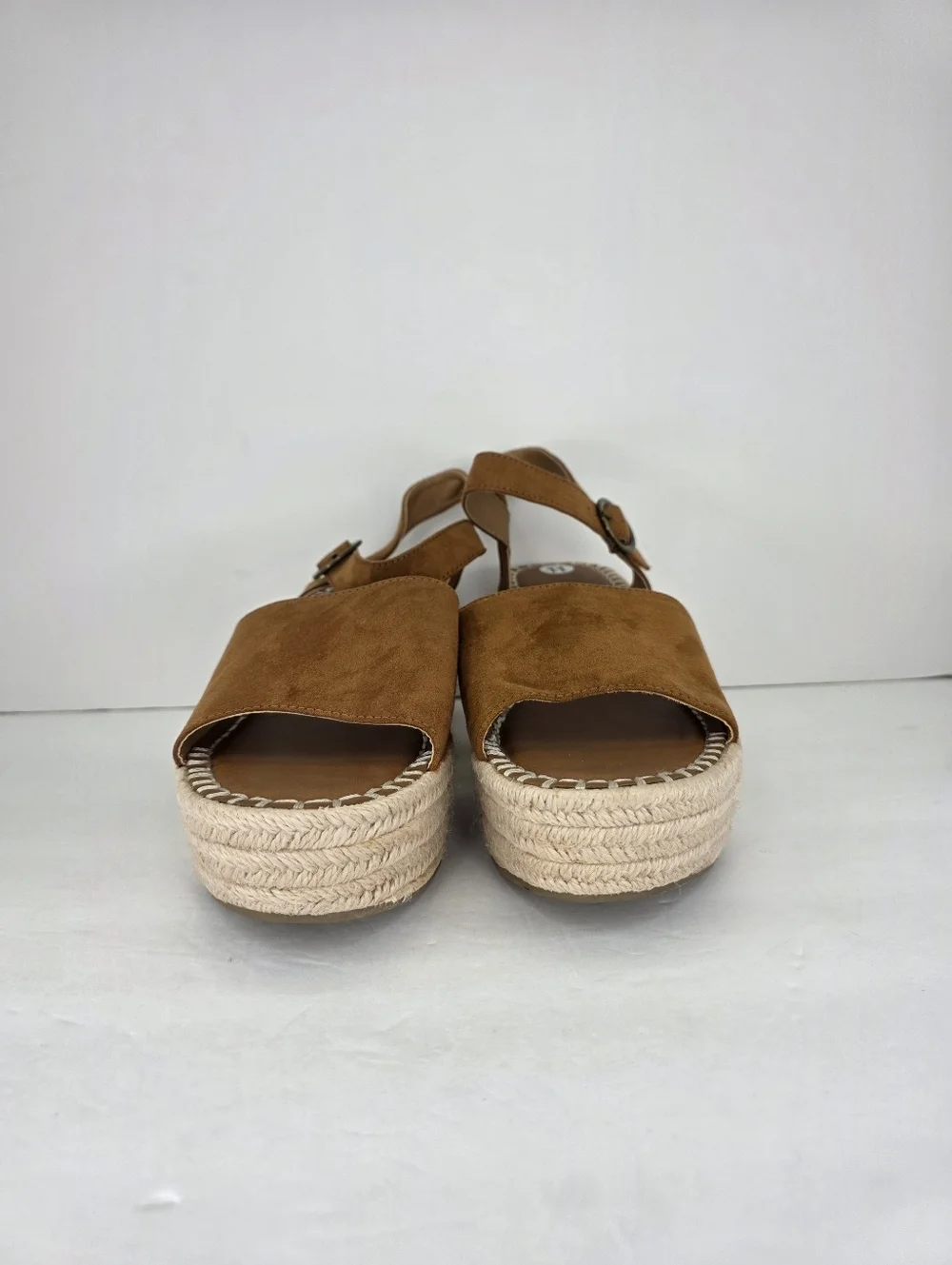 Universal Thread Sandals Women’s 11 Platform Espadrilles Brown Faux Suede Casual